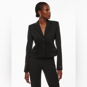 Aritzia Curate Blazer in Size 2